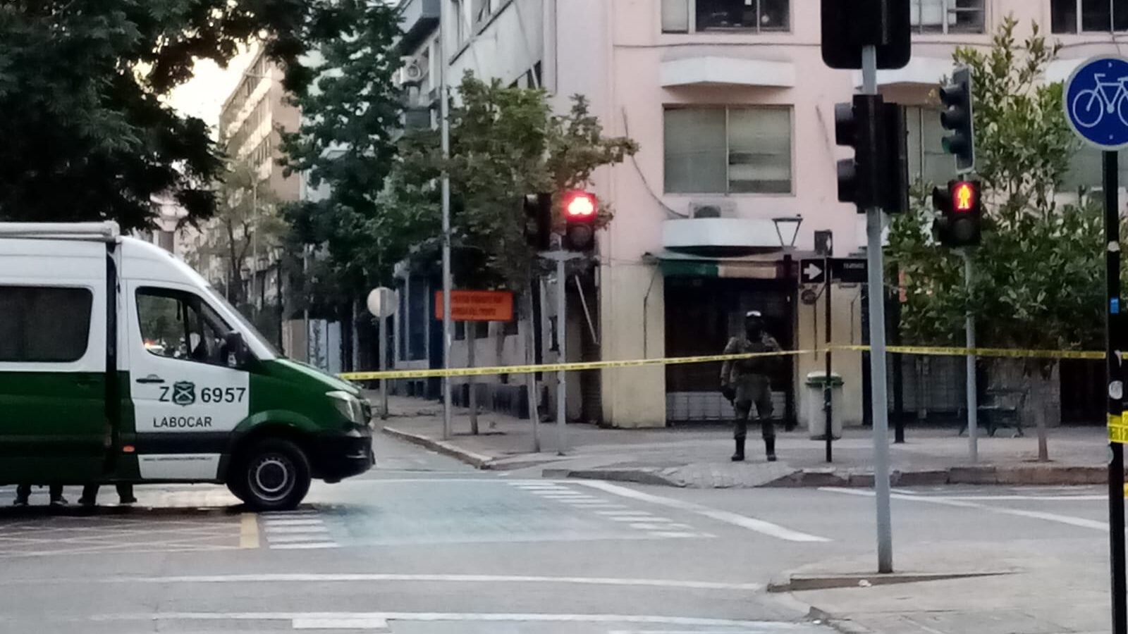 Bomba explotó en el frontis de la Dirección Nacional de Gendarmería