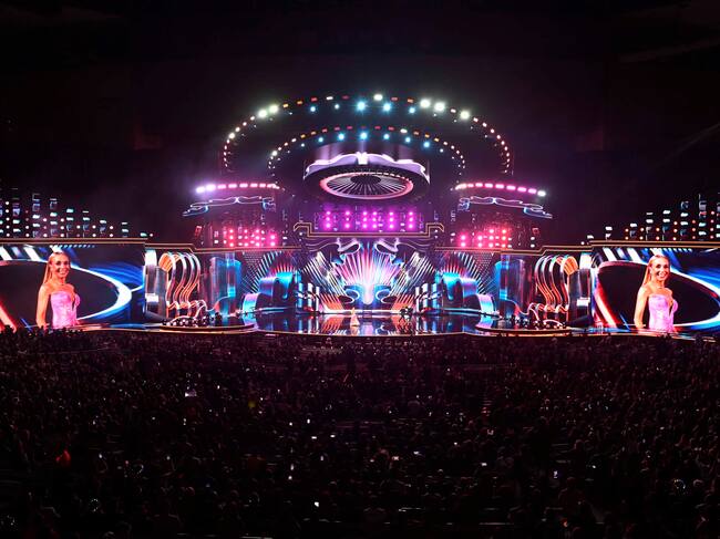 23 DE FEBRERO DE 2025 / VIÑA DEL MAR
Karen Doggenweiler y Rafael Araneda, durante el Festival Internacional de la Canción Viña 2025 en la Quinta Vergara
FOTO: PABLO OVALLE ISASMENDI/