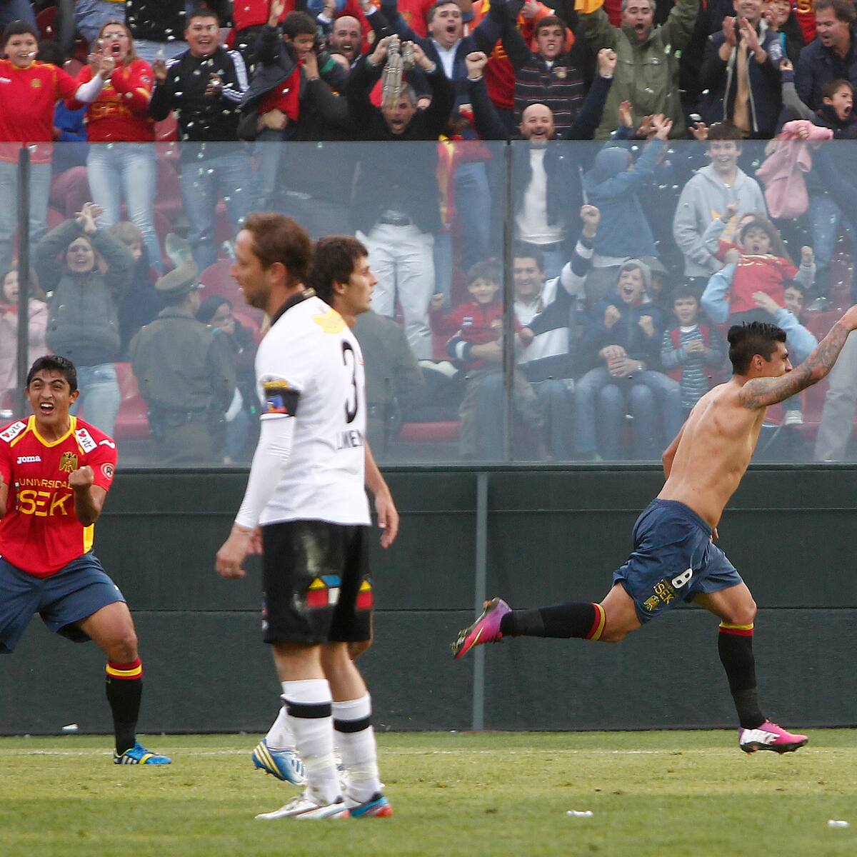 Unión Española recurre a un multicampeón con el club para su temporada en Primera B: negociaciones avanzadas