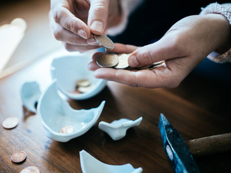 Informe reveló cuarta caída consecutiva en morosidad de los chilenos