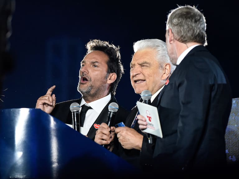 “Muertos de hambre”: denuncian que personas revenden entradas gratuitas de la Teletón y se enojan si los encaran