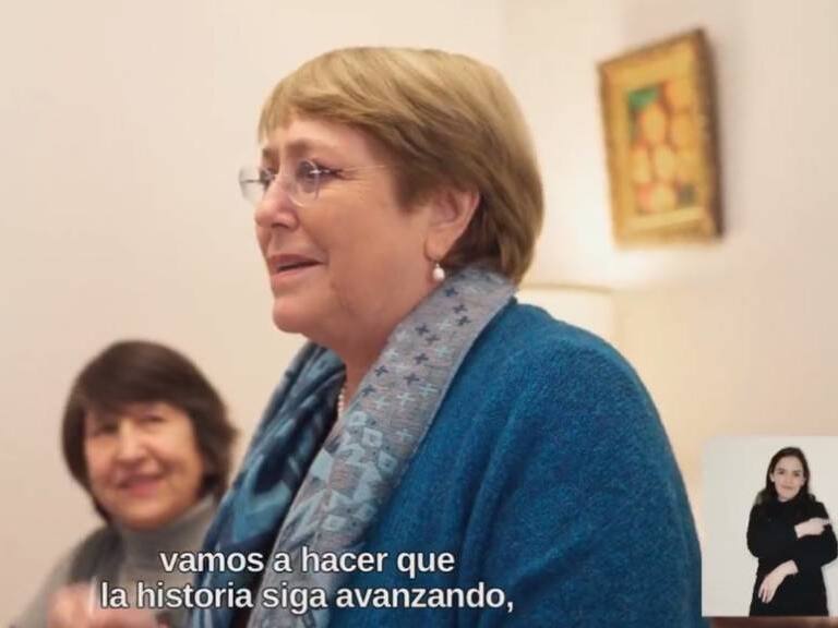 Michelle Bachelet aparece en franja del Apruebo destacando el rol de la mujer