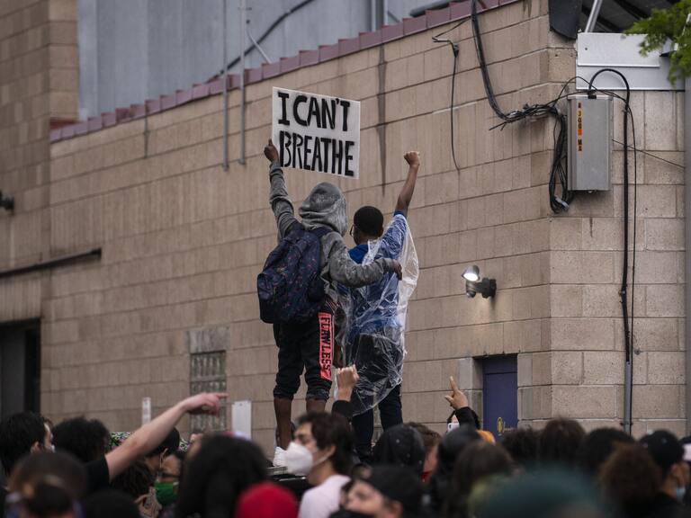 Deportistas y celebridades piden justicia por George Floyd, asesinado por la policía en Estados Unidos