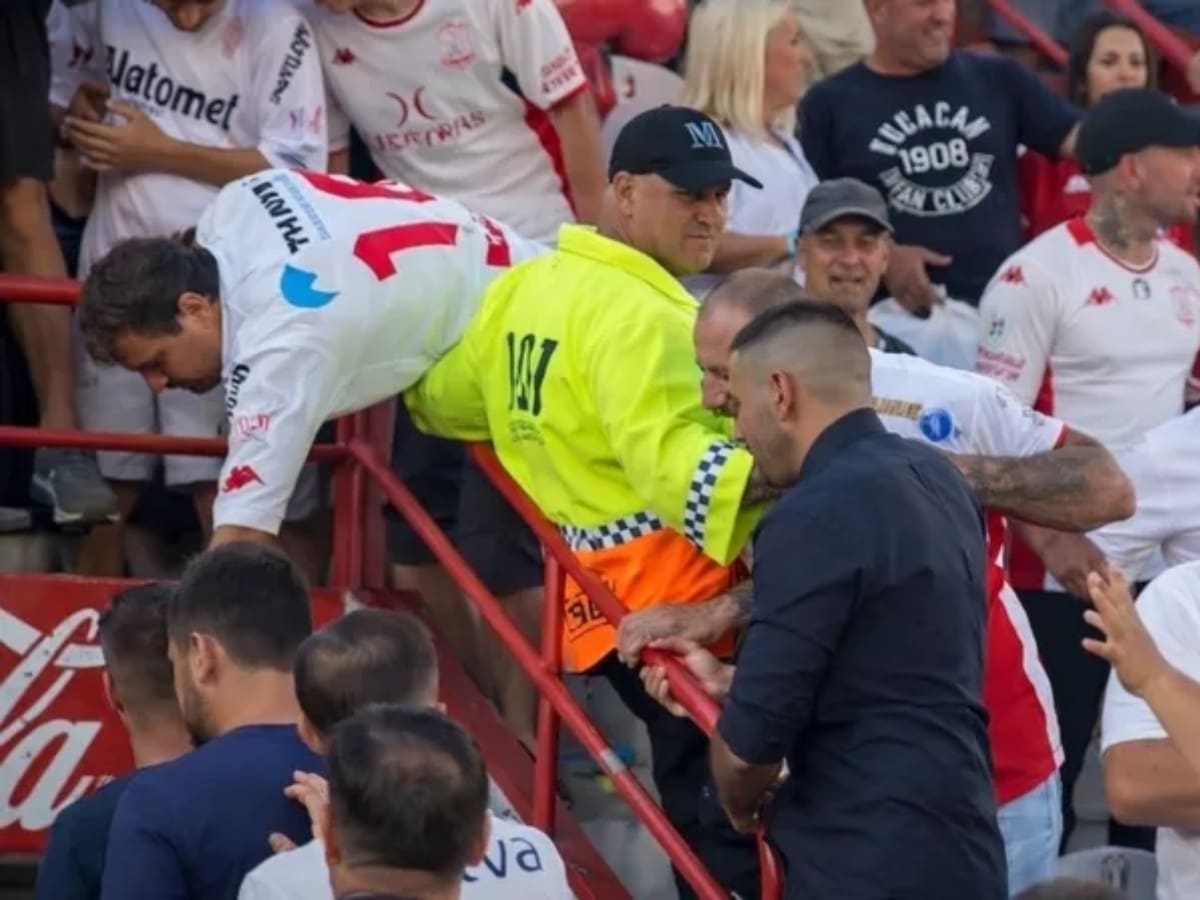 Violencia en el fútbol argentino: hincha de Huracán agredió a jugador de San Lorenzo