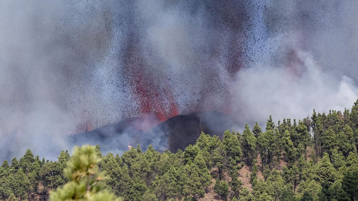 Erupción de volcán en España