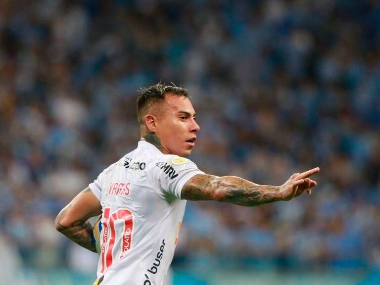 Eduardo Vargas marcó doblete en goleada de Atlético Mineiro en la ida de la final de la Copa de Brasil