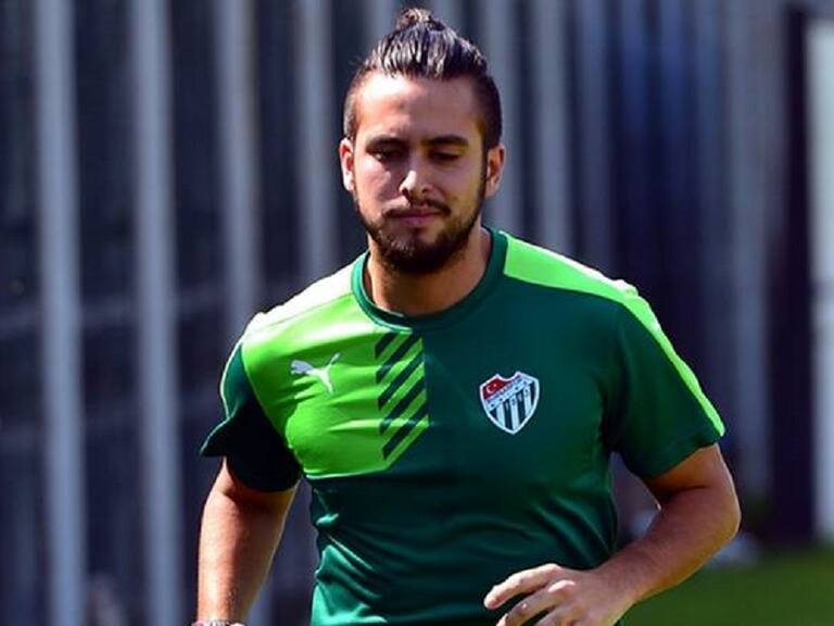 Equipo de Cristóbal Jorquera da el golpe y asciende a la primera división del fútbol turco