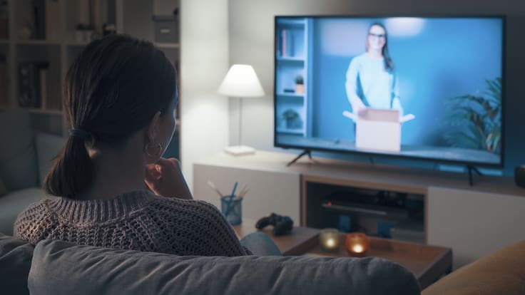Multitienda vendía deco de TV pirata en marketplace: reclamo de influyentes del mundo del contenido en Chile