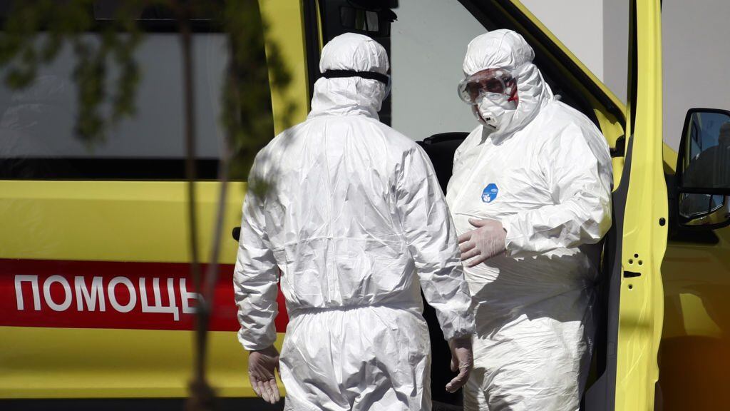 MOSCOW, RUSSIA MAY 11, 2020: An intensive care ambulance crew at the Novomoskovsky multipurpose medical center for patients with suspected coronavirus infection. As of 11 May 2020, Russia has reported more than 221,000 confirmed cases of the novel coronavirus infection, with more than 115,000 confirmed cases in Moscow. Sergei Fadeichev/TASS (Photo by Sergei FadeichevTASS via Getty Images)