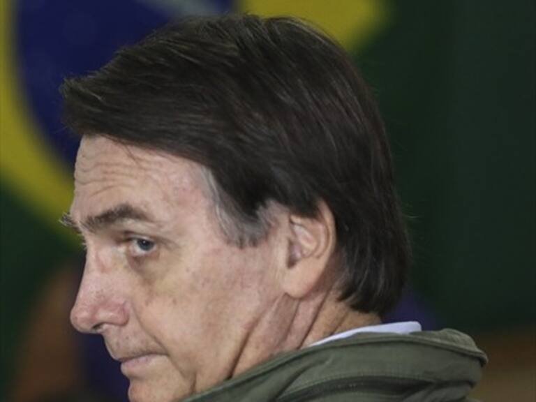 Diputados de la oposición buscan declarar persona «non grata» a Jair Bolsonaro
