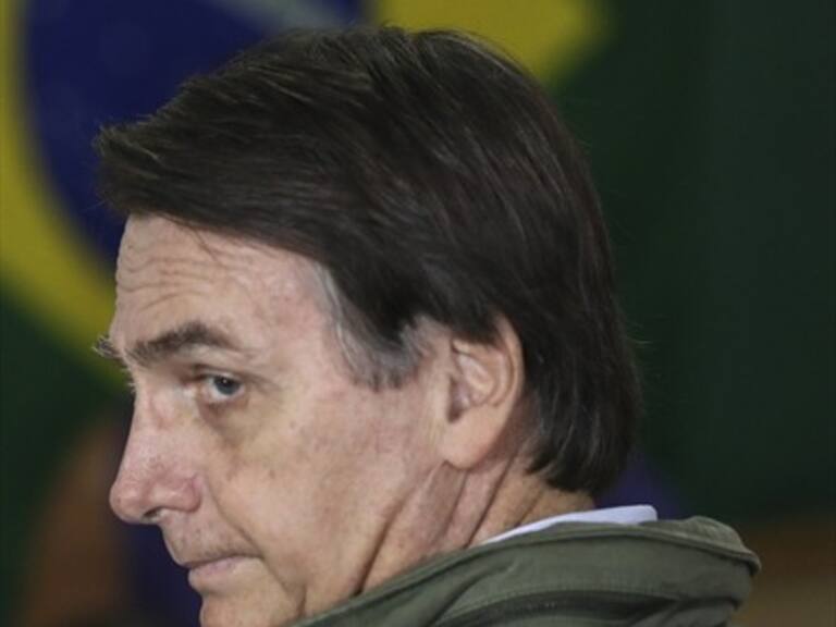 Diputados de la oposición buscan declarar persona «non grata» a Jair Bolsonaro