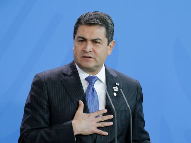 Juan Orlando Hernández en una visita a Alemania