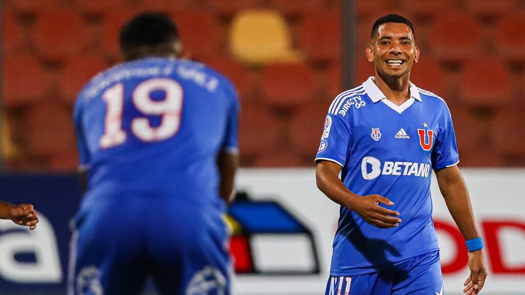 Regresa el "Chorri" Palacios: revisa la formación con que Universidad de Chile recibirá a Deportes La Serena