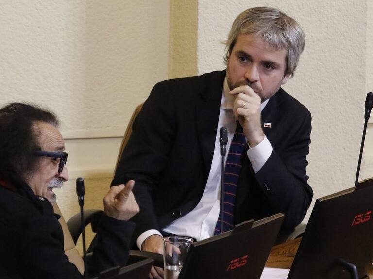 «Bla bla bla»: La «intervención» del diputado Florcita Alarcón durante el cierre de la discusión sobre el proyecto de retiro de fondos