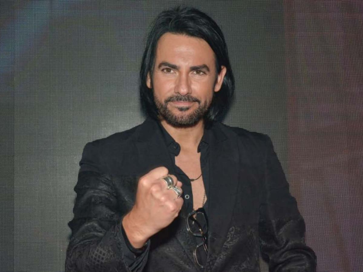 ¿Beto Cuevas enamorado? Aseguran que estaría saliendo con guapa mexicana