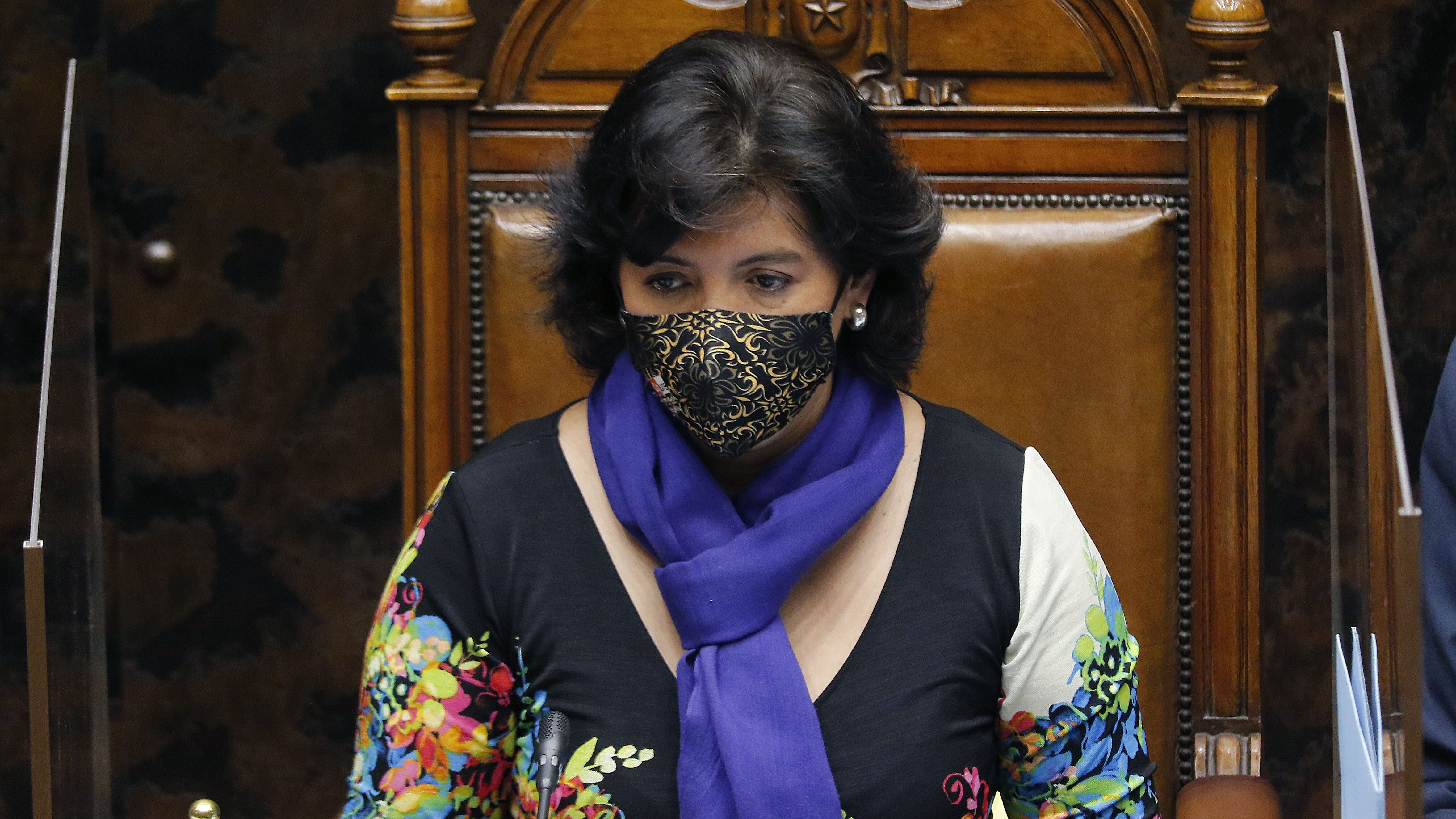 08 DE JUNIO DE 2021/VALPARAISOLa senadora Yasna Provoste, durante la sesion especial del Senado, que analiza el proyecto de ley que establece nuevas medidas tributarias para apoyar a las micro, pequeñas y medianas empresas, por la crisis generada por la enfermedad Covid-19.
FOTO: LEONARDO RUBILAR CHANDIA/AGENCIAUNO