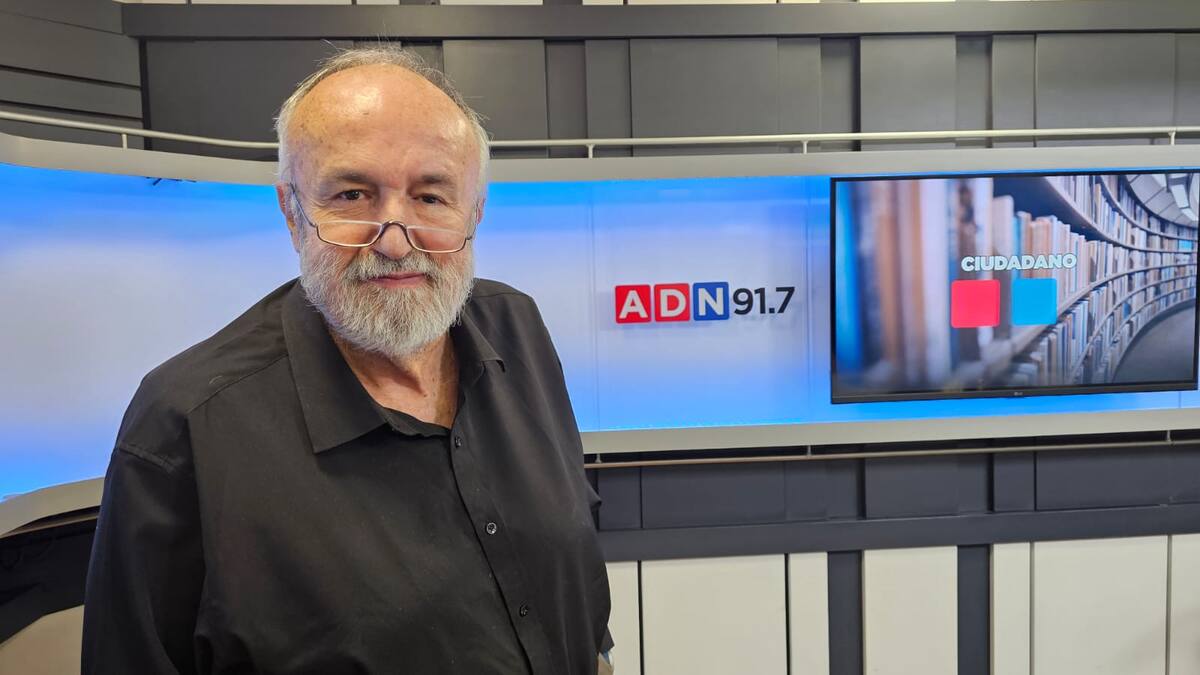 “Si las obras están vivas, yo estoy vivo”: Marco Antonio de la Parra recibe la Medalla al Mérito Cultural