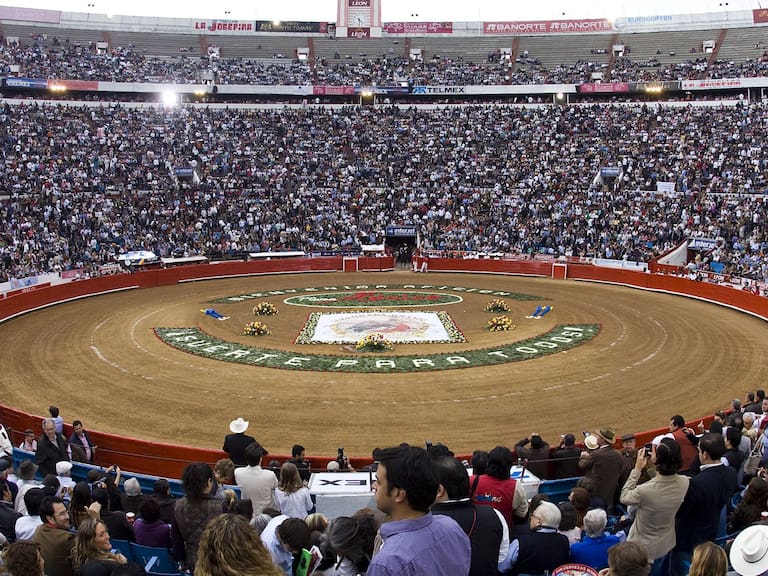 Prohíben definitivamente las corridas de toros en la Plaza México, el recinto taurino mas grande del mundo
