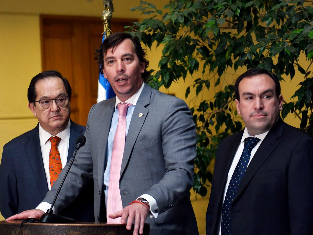 Diputado Labbé (UDI) tras solicitud de cooperación militar de alcalde Vodanovic: “Hace unos años decían que los militares eran violadores de DDHH”
