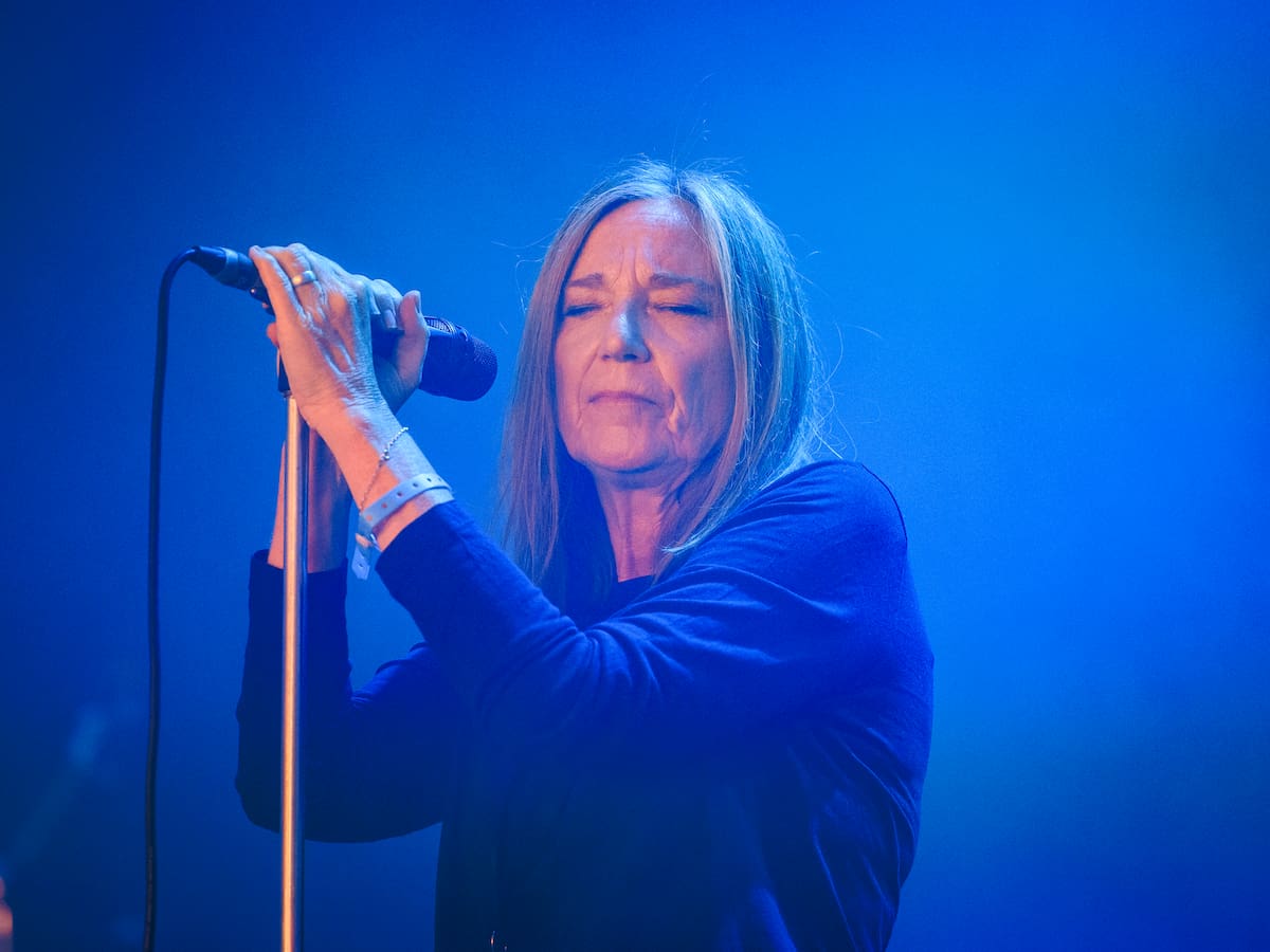 Tras 20 años de espera: Beth Gibbons confirma visita a Chile con show en el Teatro Caupolicán