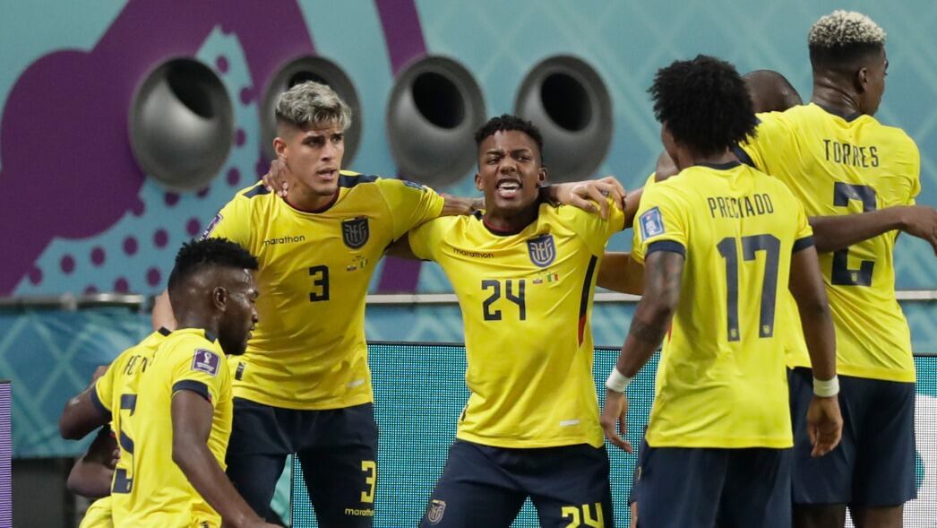 Dirigió en el Barcelona y en el Mundial de Qatar: Ecuador tiene nuevo candidato para que asuma la banca