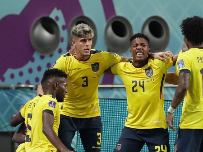 Dirigió en el Barcelona y en el Mundial de Qatar: Ecuador tiene nuevo candidato para que asuma la banca