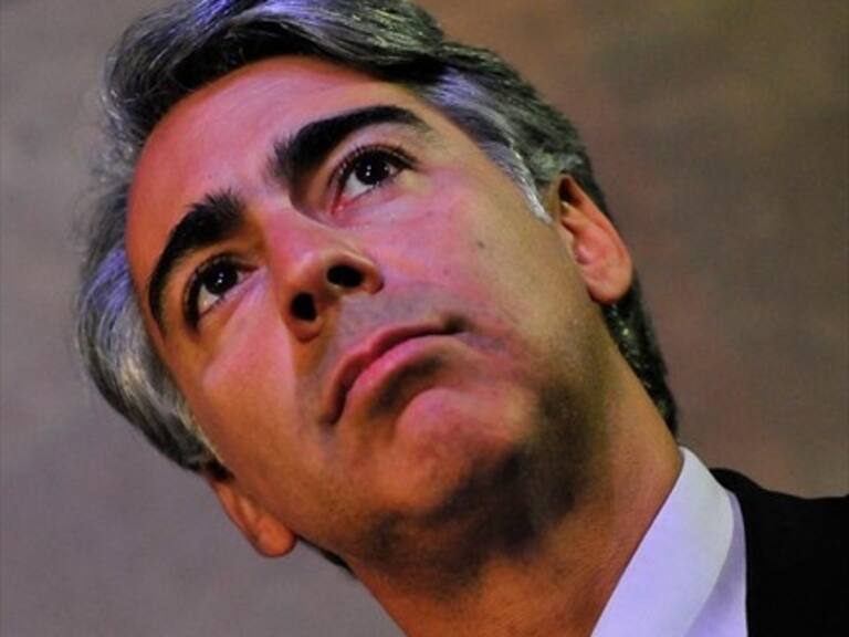 Informe de la PDI reporta 12 encuentros entre ME-O y Patricio Contesse