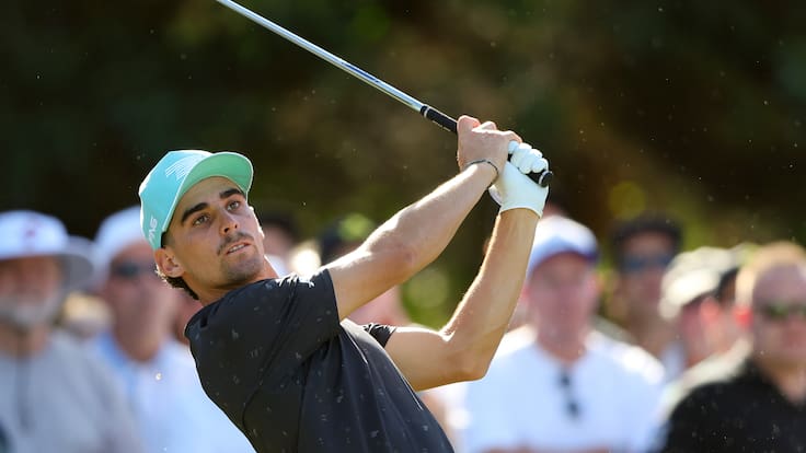 Joaquín Niemann entra “por los palos” al top 3 del LIV Golf en Australia