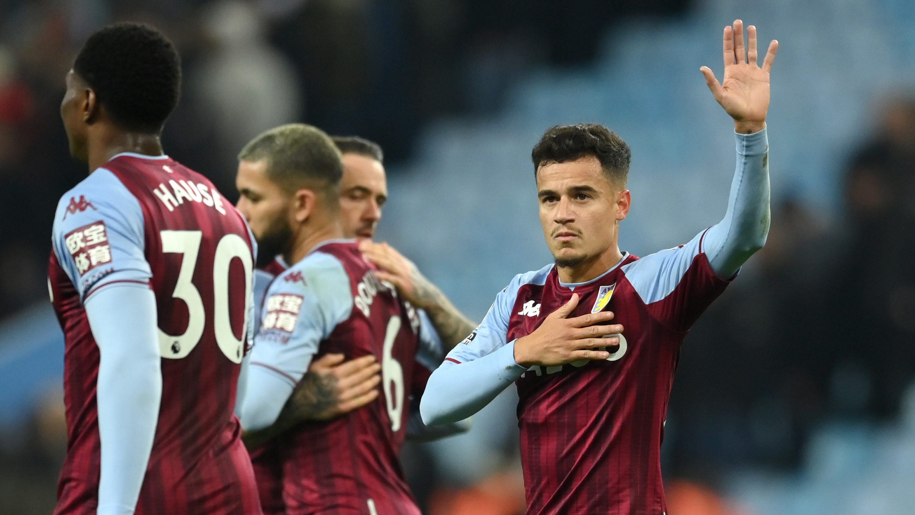 Philippe Coutinho salva al Aston Villa en empate contra Manchester United