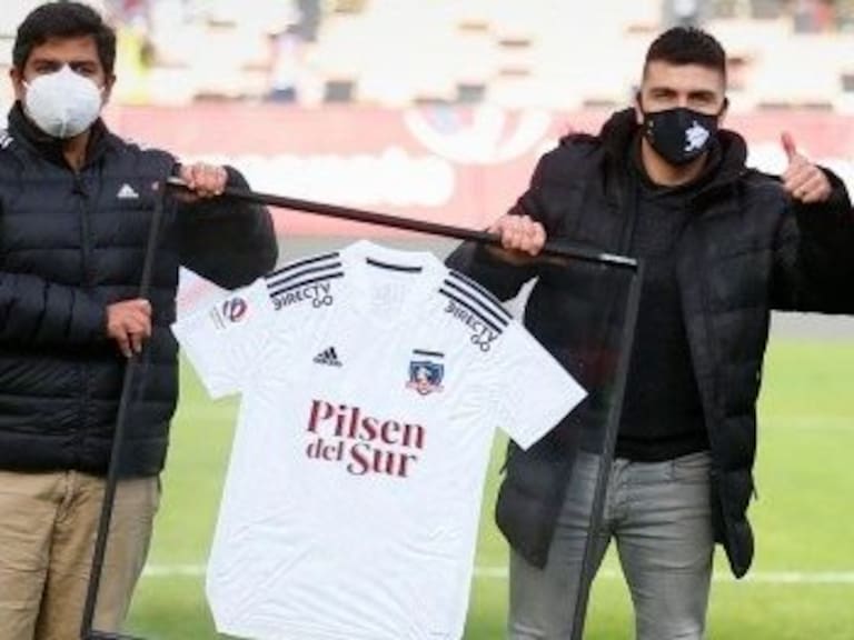 Homenaje a Gonzalo Fierro