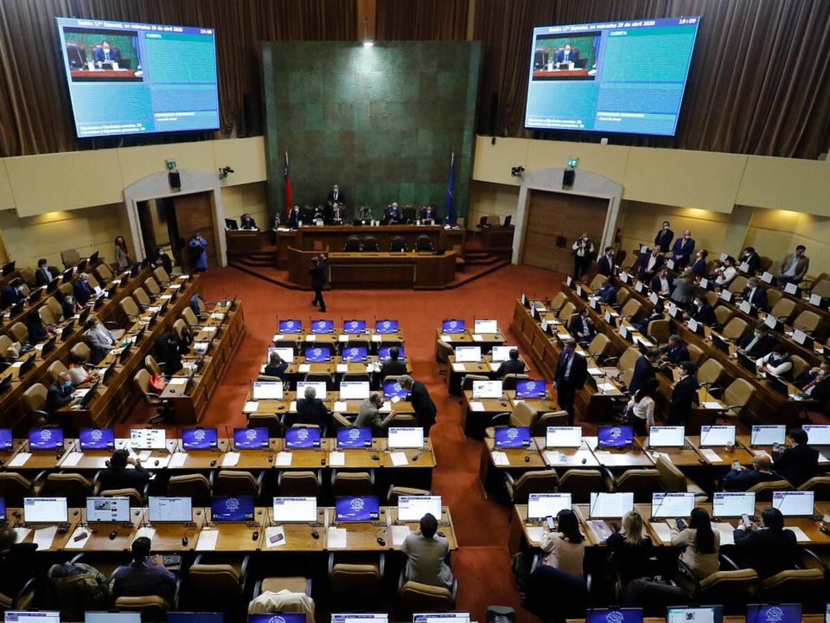 Oposición mantiene postura y espera aumento en los montos del Ingreso Familiar de Emergencia