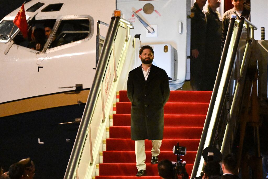 Getty Images | Imagen de archivo del Presidente Gabriel Boric durante una gira presidencial