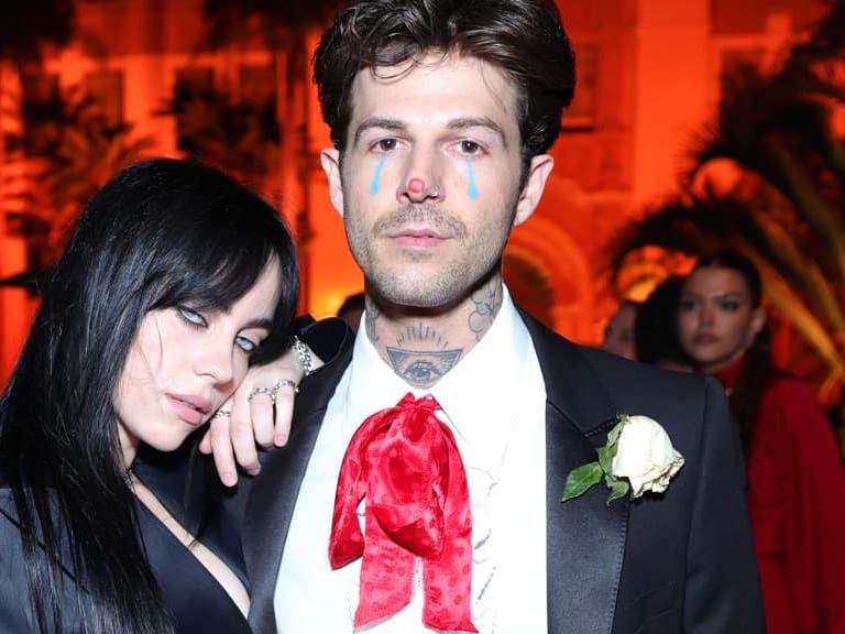 Billie EIlish terminó su relación con su novio 10 años mayor que ella