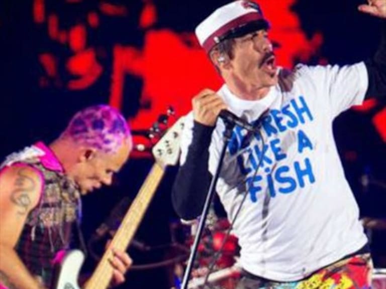 Grupo feminista pide que saquen de Spotify a Red Hot Chili Peppers y Eminem