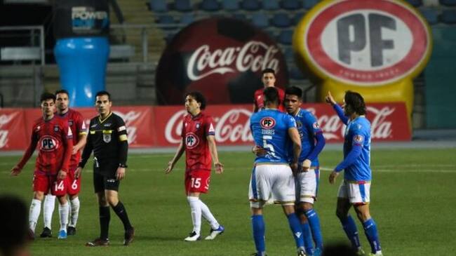 Jorge Correa, gerente de Huachipato, fue denunciado por insultar al árbitro del partido vs Audax Italiano