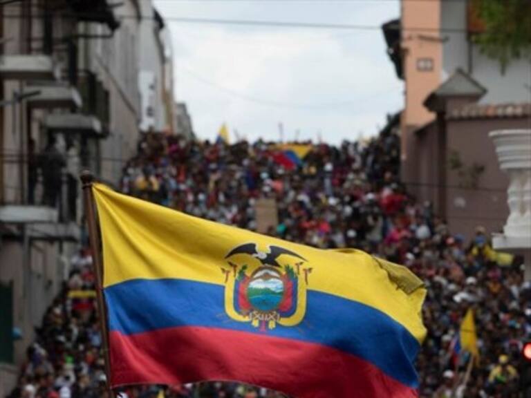 Las protestas siguen controlando Quito y el gobierno ecuatoriano evalúa mediación de Naciones Unidas