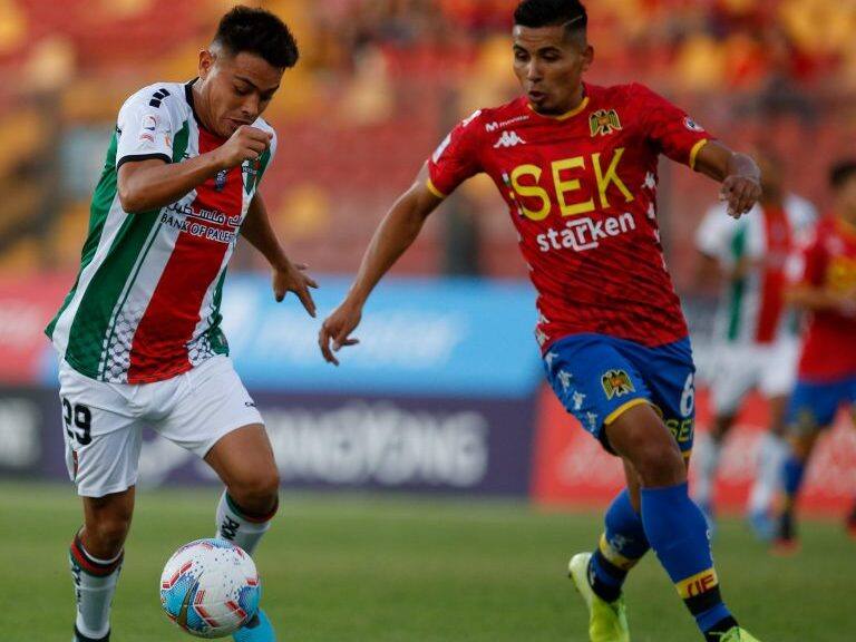 9 de Febrero del 2020/SantiagoGuillermo Soto y Luis Pavez(d) ,durante el partido valido por la Tercera fecha del Campeonato Nacional AFP PlanVital 2020, entre Union Española vs Palestino, disputado en el Estadio Santa Laura
FOTO:FRANCISCO LONGA/AGENCIAUNO