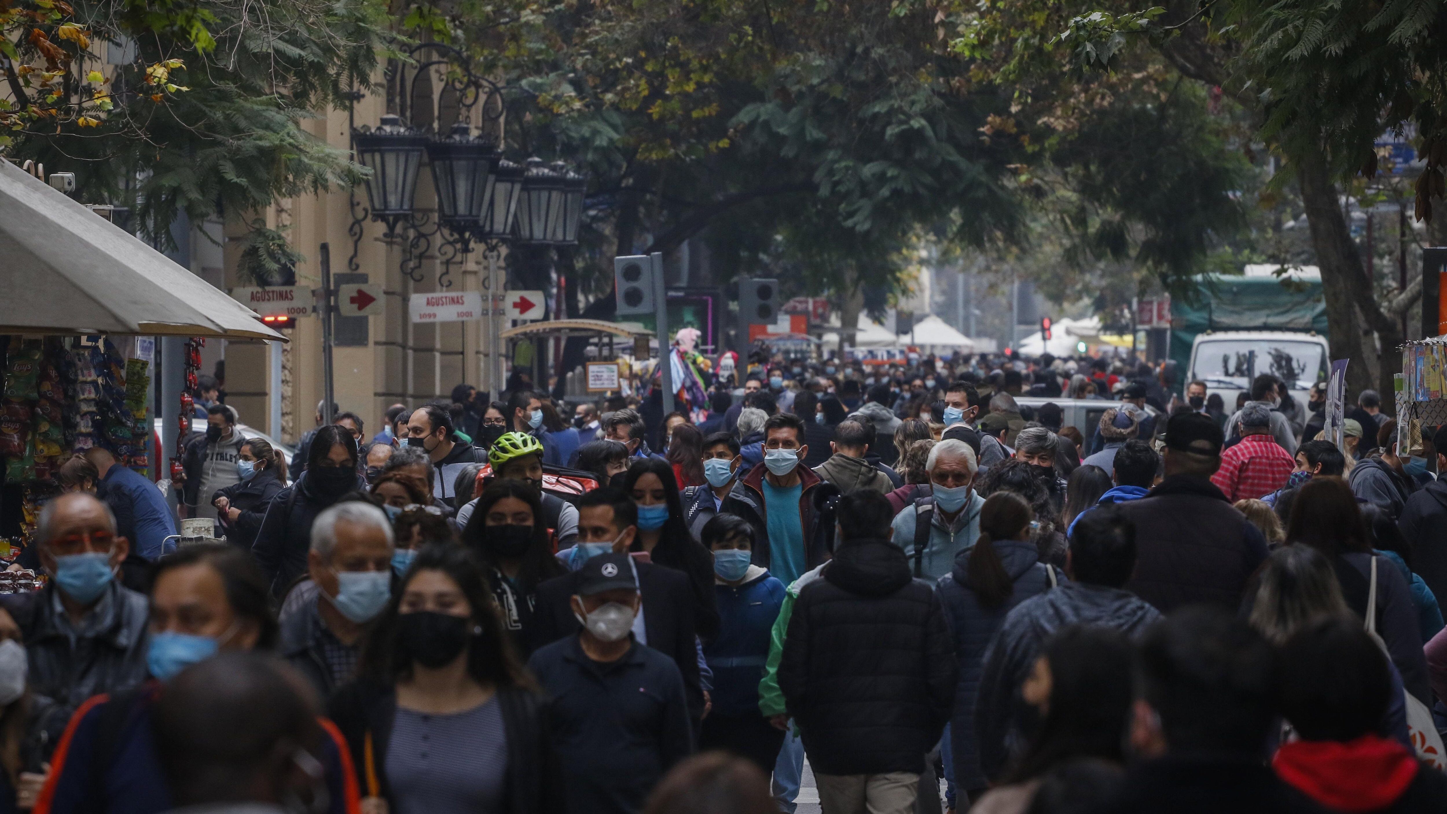 Otra jornada con más de ocho mil casos: las regiones con mayor aumento de contagios de covid-19