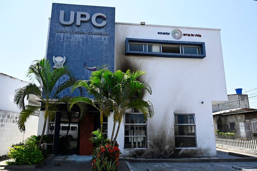 El daño tras ataque a cuartel de la Policía en Duran cerca de Guayaquil