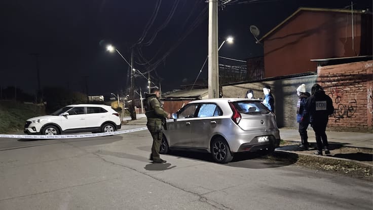 Joven de 21 años muere tras ser baleado dentro de un auto en La Pintana