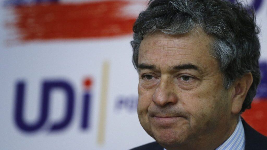 26 de Noviembre del 2018/Santiago El diputado Issa Kort y el diputado Juan Antonio Coloma se refieren a la extradición del frentista Raúl Escobar Poblete
FOTO:MARIO DAVILA/AGENCIAUNO