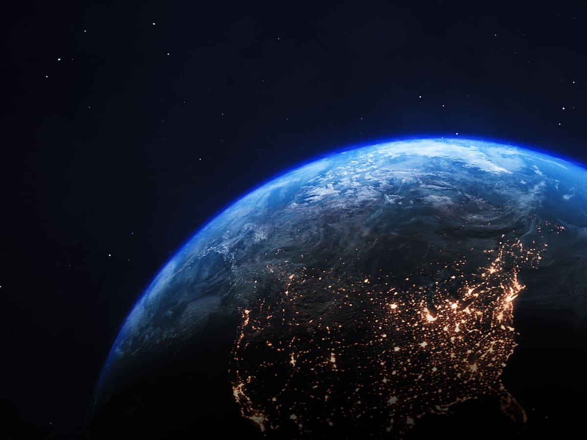 ¿En riesgo las comunicaciones? El “problema” que se acumula en el espacio y que podría dejar consecuecias en la Tierra