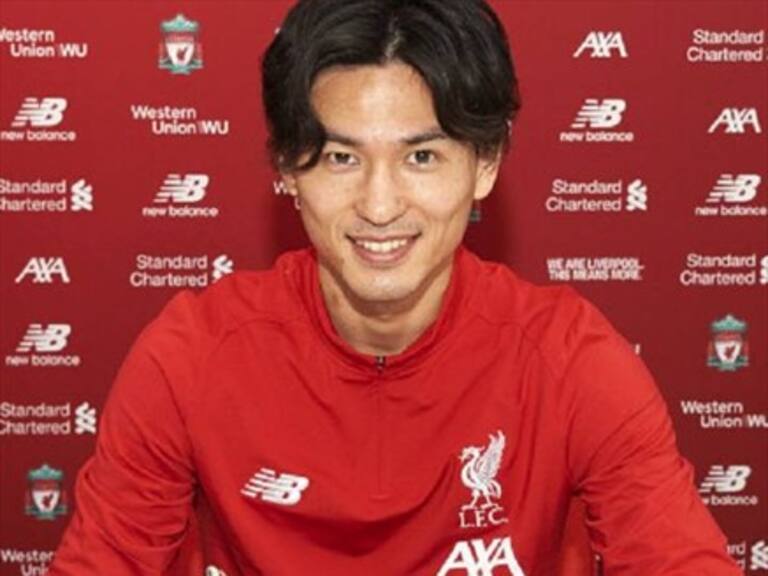 Takumi Minamino es el primer japonés en fichar en el Liverpool