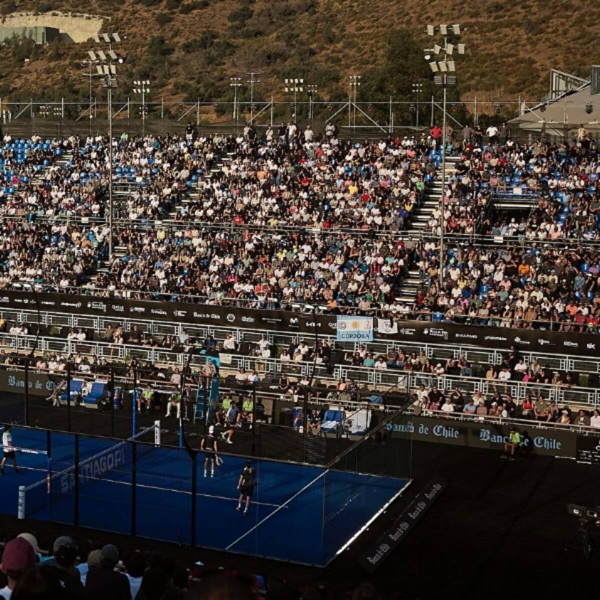 Por mal clima: aplazan las finales del Santiago Premier Padel para este lunes