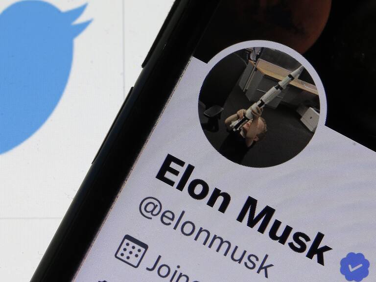 Las razones por las que Elon Musk mantiene suspendida la compra de Twitter