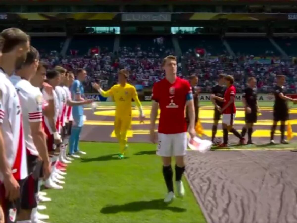 “Nunca fue mi intención”: capitán de Urawa Reds aclara su polémico desaire con jugadores de River en el Mundial de Clubes