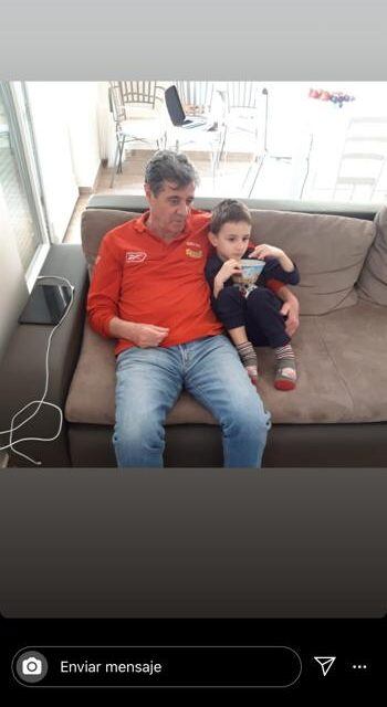 Mirko Jozic y su nieto.
