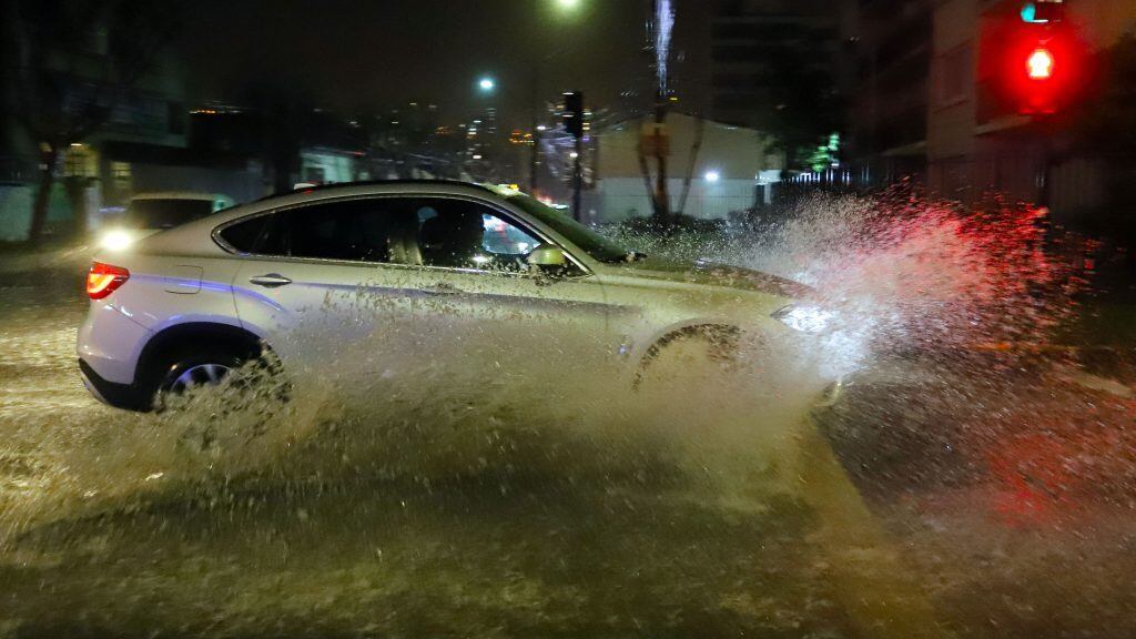 18 DE AGOSTO DE 2021/VIÑA DEL MARIntensas precipitaciones caen en la ciudad de Viña del Mar
FOTO: MANUEL LEMA OLGUIN/AGENCIAUNO