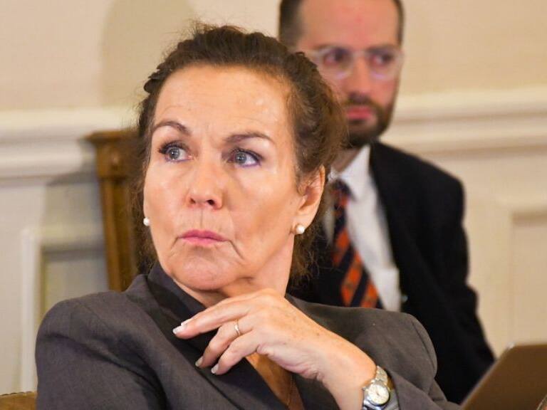 Alejandra Krauss, 1024x576 jpg ok,