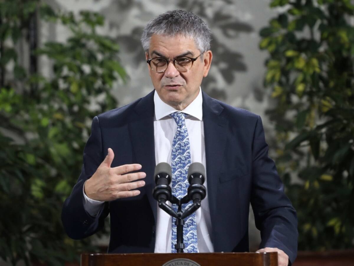 Ministro Marcel llama a “reconocer” evasión tributaria de empresas tras megafraude de $240 mil millones